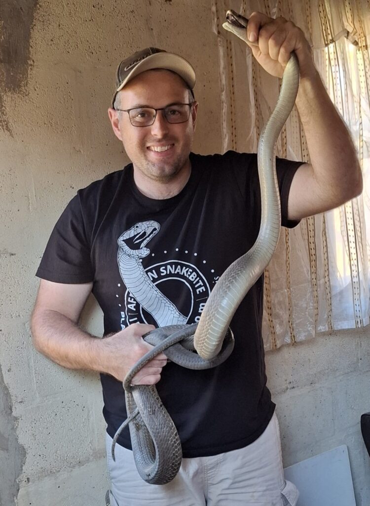 Not every rescue happens in ideal conditions. Nick often finds himself navigating tight spaces, and working in challenging environments to safely remove and release the reptiles